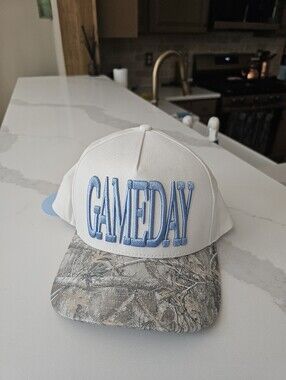 NWT || GAME DAY CHLOE HOLLADAY hat